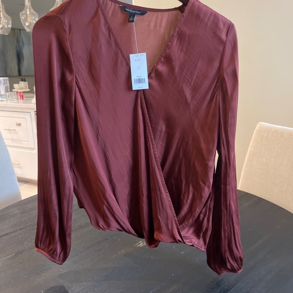 Banana republic blouse, new with tags - Picture 3 of 3